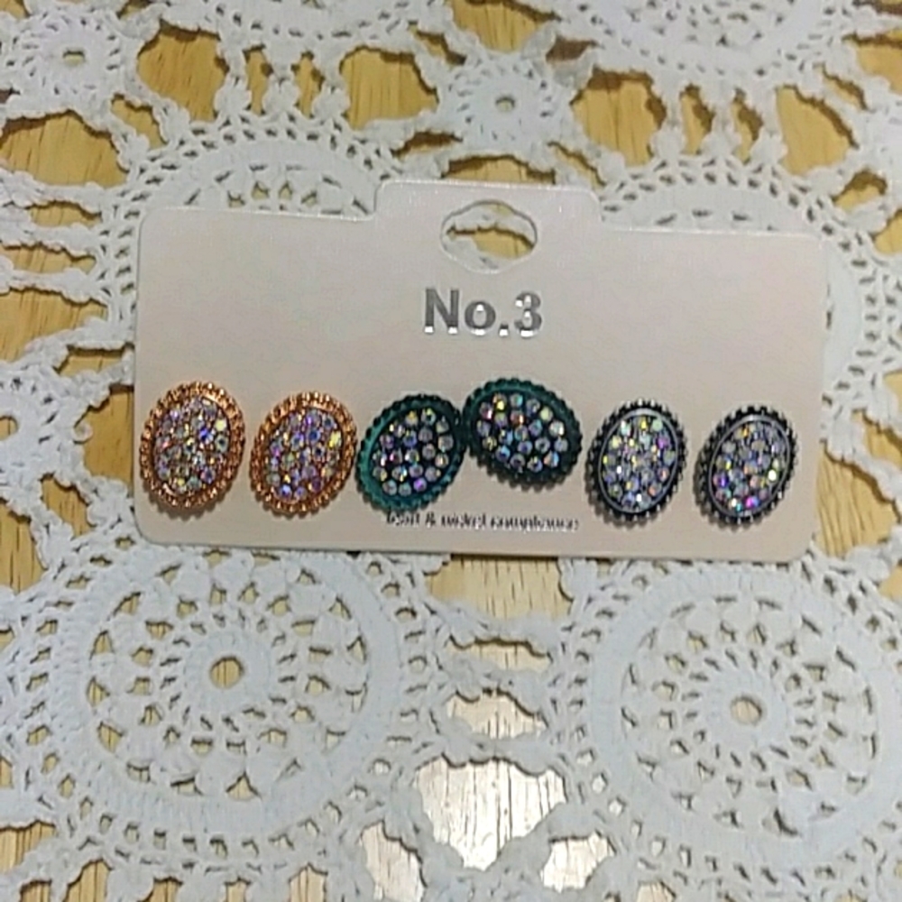 Light-catching sparkly  Earrings - Jewelry - 3 sets